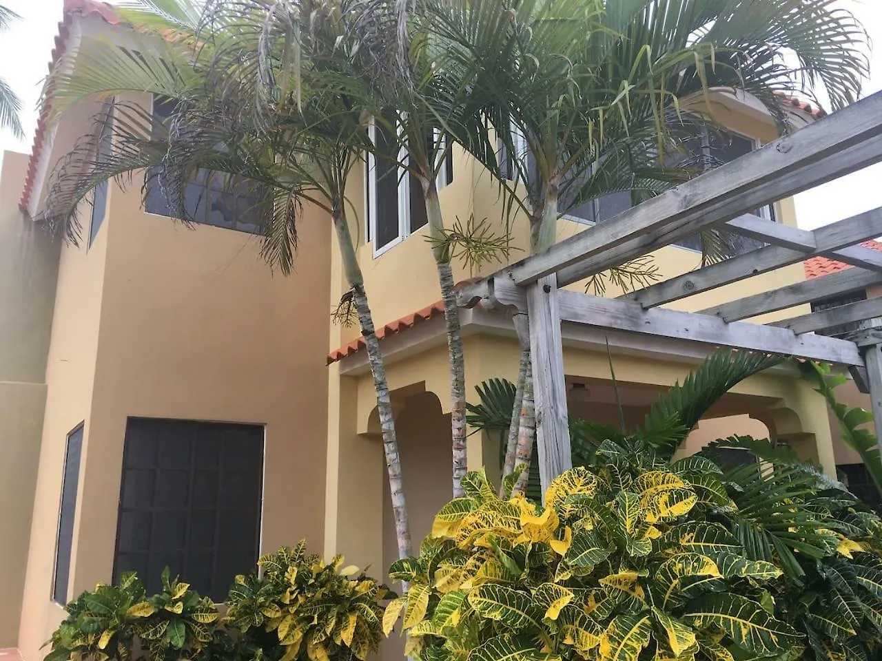 Villa Las Palmera Deluxe. Ideal Families Near Matilda Beach. Playa Bavaro Punta Cana Dominican Republic